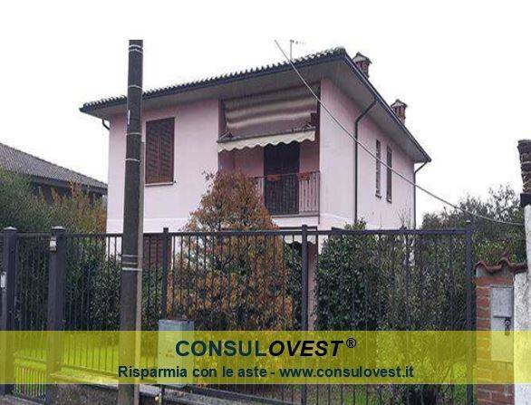 casa indipendente in vendita a Garlasco in zona Bozzola