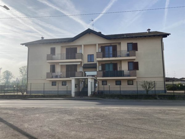 appartamento in vendita a Garlasco in zona Bozzola
