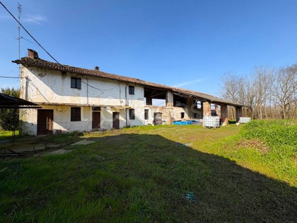 casa indipendente in vendita a Garlasco in zona San Biagio