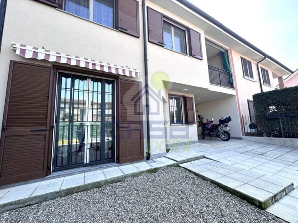 casa indipendente in vendita a Gerenzago