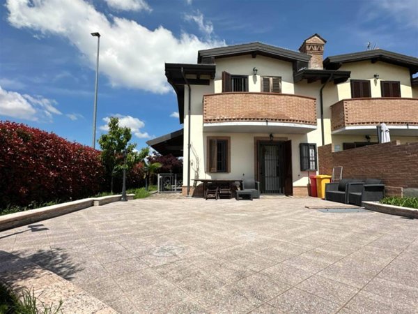 casa indipendente in vendita a Gerenzago