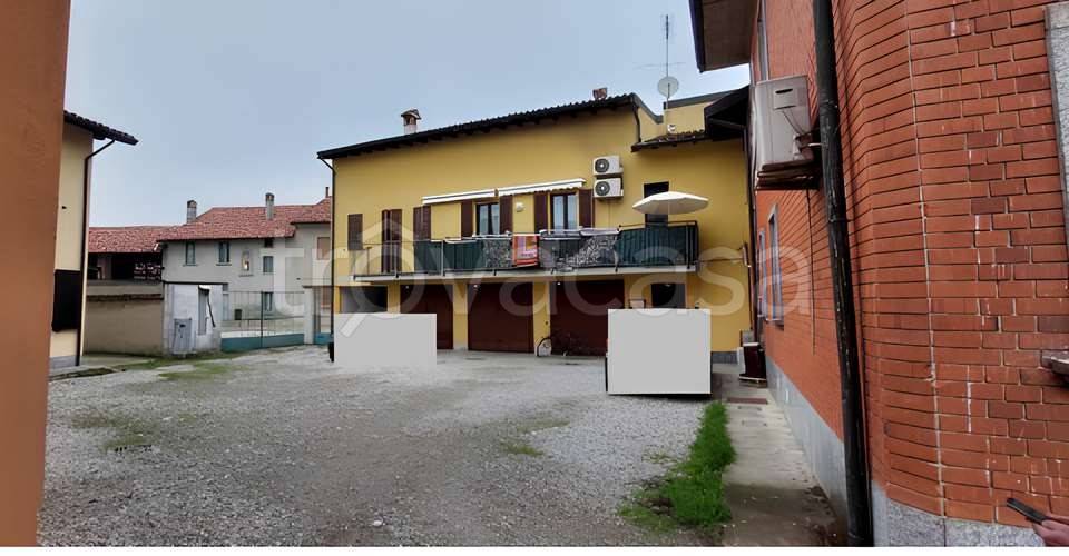 appartamento in vendita a Gerenzago