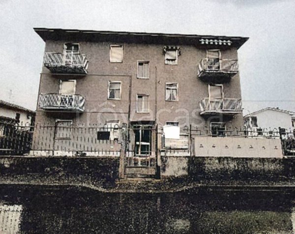 appartamento in vendita a Gerenzago