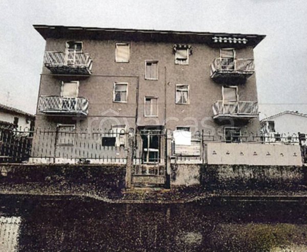 appartamento in vendita a Gerenzago