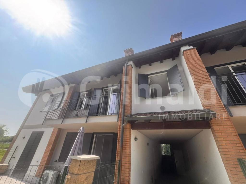 appartamento in vendita a Gerenzago