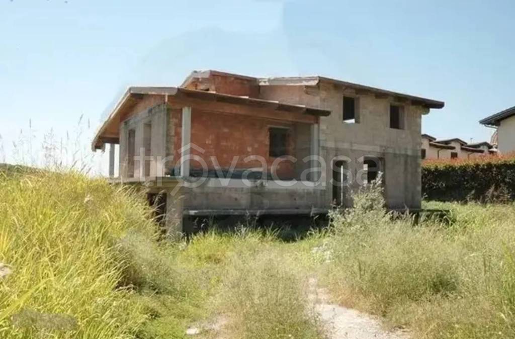 casa indipendente in vendita a Gerenzago