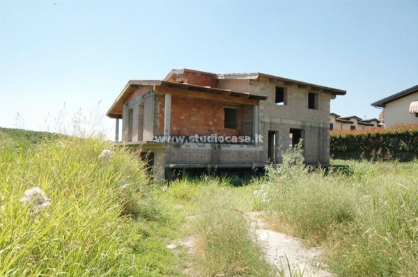 casa indipendente in vendita a Gerenzago