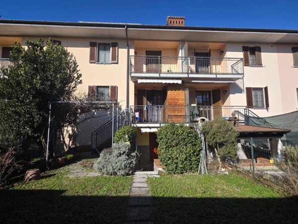 casa indipendente in vendita a Gerenzago