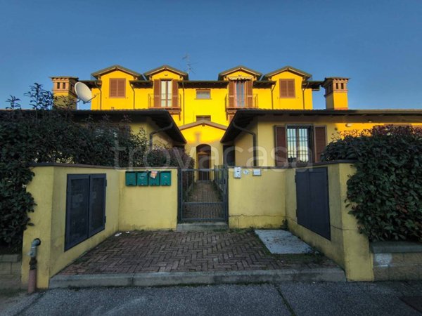 appartamento in vendita a Gerenzago