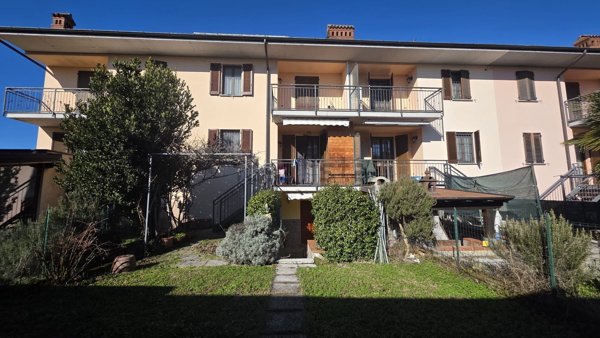 casa indipendente in vendita a Gerenzago