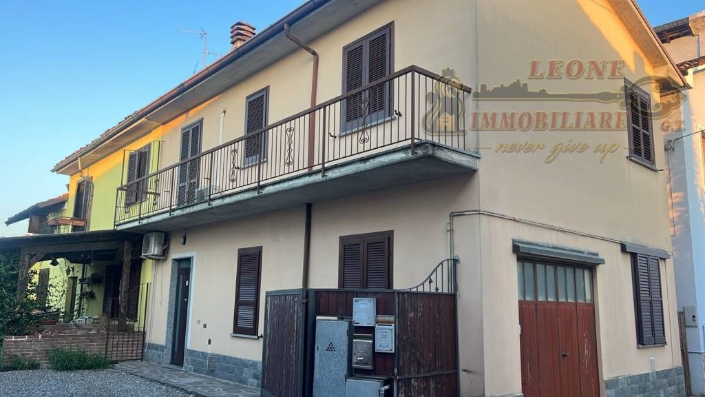 casa indipendente in vendita a Gerenzago