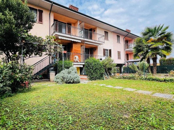 casa indipendente in vendita a Gerenzago