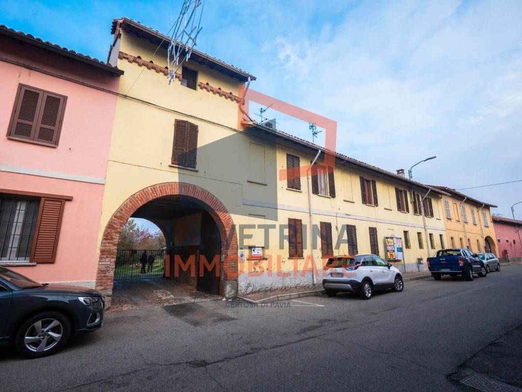 appartamento in vendita a Giussago in zona Guinzano