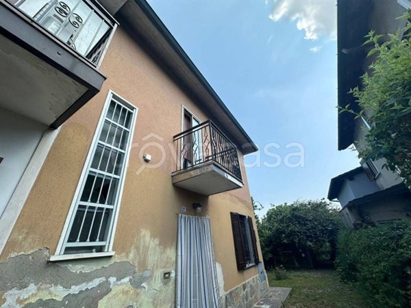 casa indipendente in vendita a Giussago in zona Turago Bordone