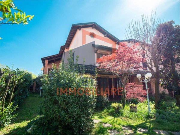 casa indipendente in vendita a Giussago