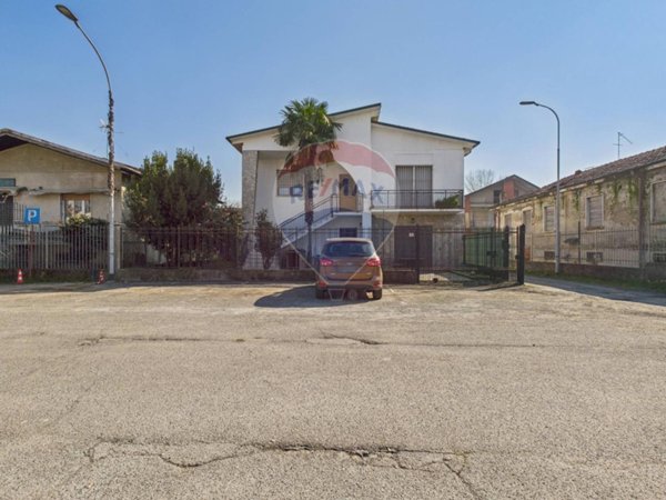 casa indipendente in vendita a Giussago