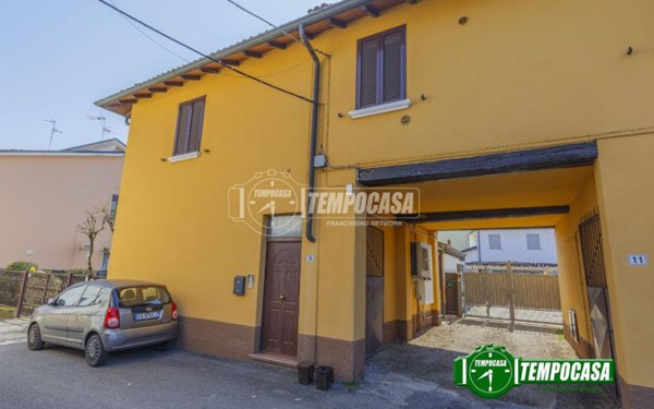 appartamento in vendita a Giussago in zona Villanova de' Beretti