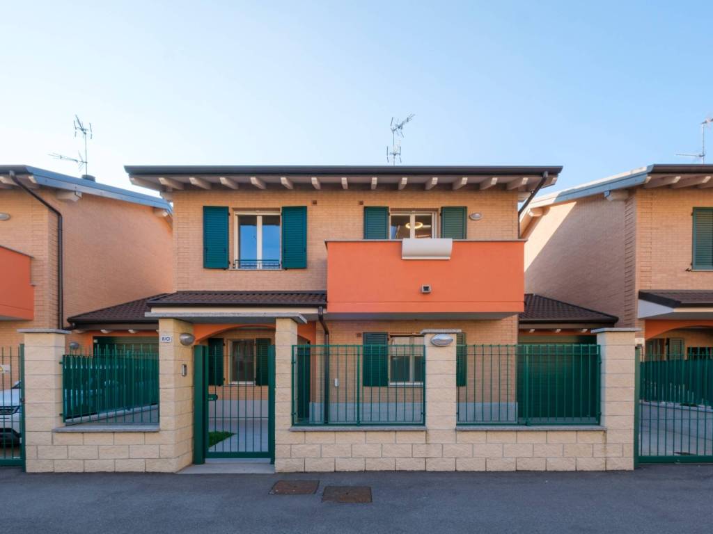 casa indipendente in vendita a Giussago