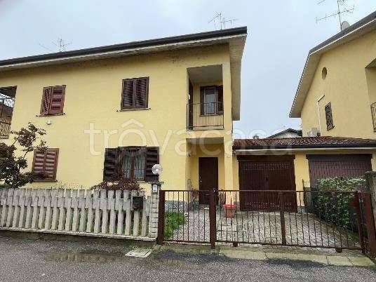 casa indipendente in vendita a Giussago