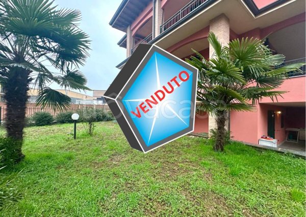 appartamento in vendita a Giussago in zona Guinzano