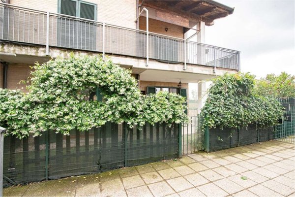 appartamento in vendita a Giussago in zona Novedo