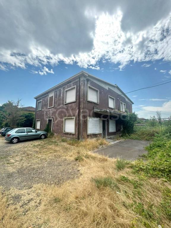 casa indipendente in vendita a Giussago