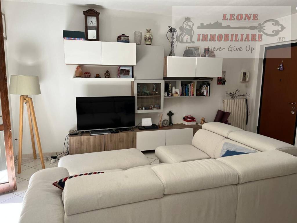 appartamento in vendita a Giussago in zona Guinzano