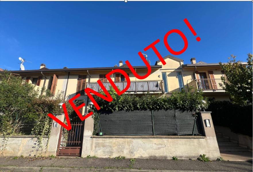 appartamento in vendita a Giussago in zona Guinzano