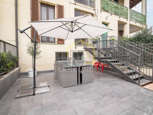 appartamento in vendita a Giussago in zona Baselica Bologna