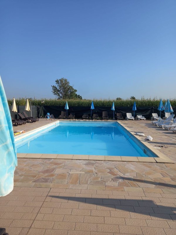 locale di sgombero in vendita a Giussago