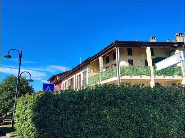 appartamento in vendita a Giussago in zona Baselica Bologna