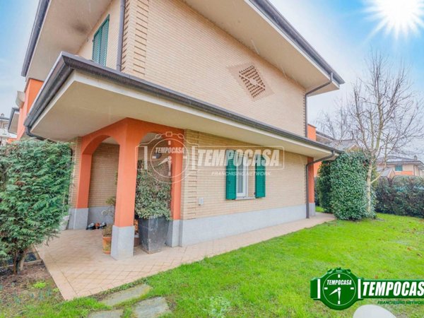 casa indipendente in vendita a Giussago