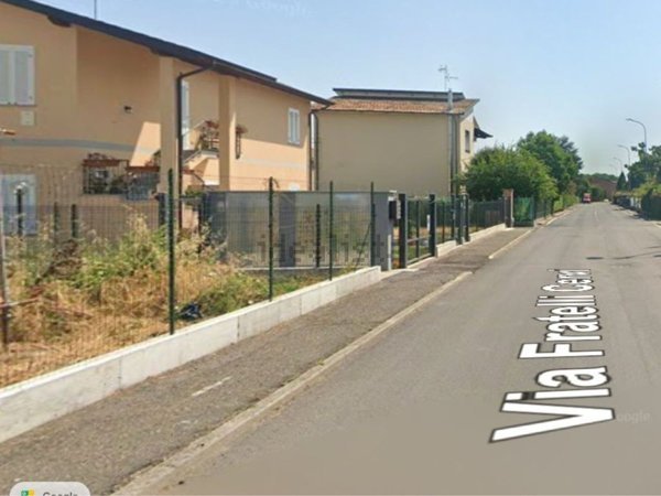 terreno edificabile in vendita a Giussago in zona Guinzano