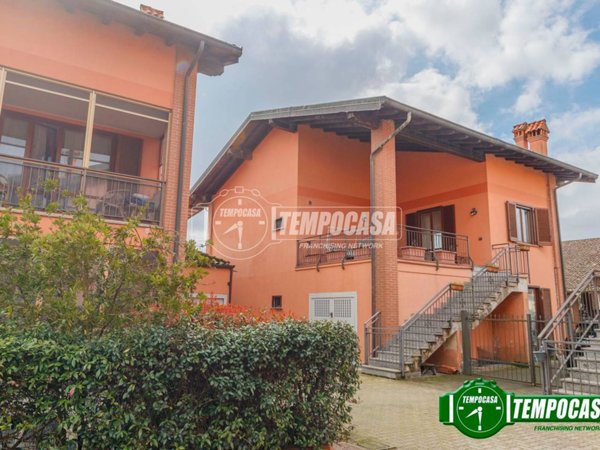 appartamento in vendita a Giussago in zona Turago Bordone