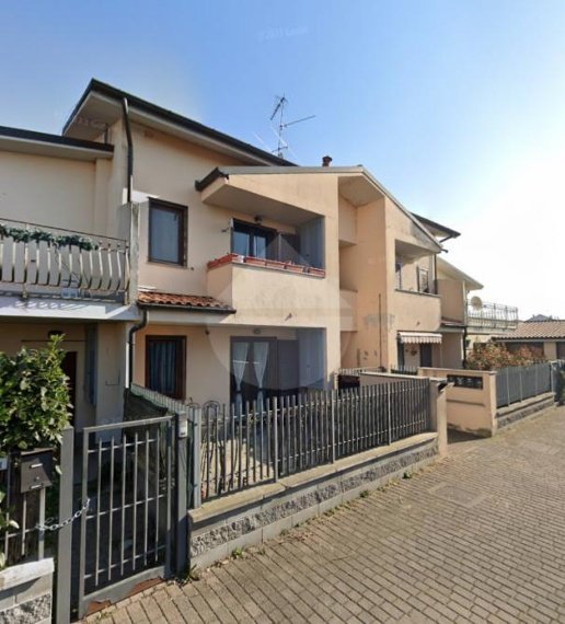 appartamento in vendita a Giussago in zona Novedo