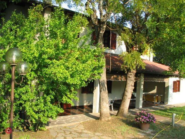casa indipendente in vendita a Godiasco Salice Terme in zona Salice Terme
