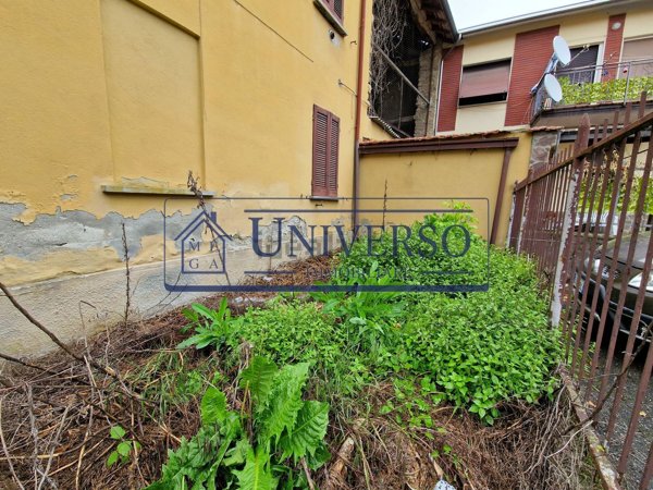 casa indipendente in vendita a Godiasco Salice Terme
