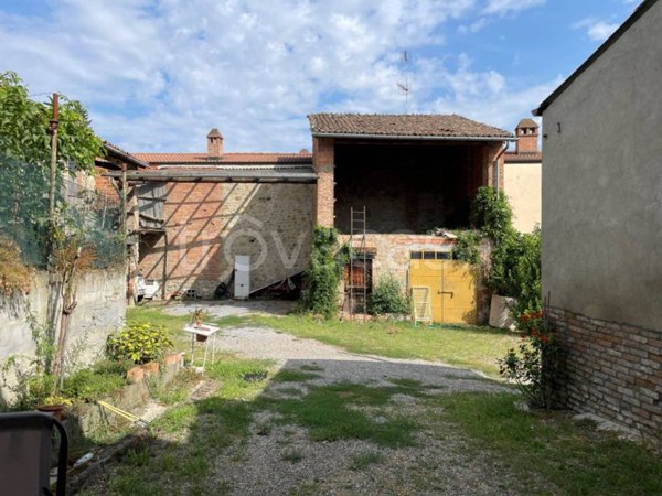 appartamento in vendita a Godiasco Salice Terme in zona Salice Terme