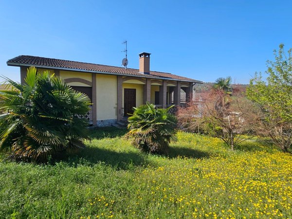 pentavano in vendita a Godiasco Salice Terme