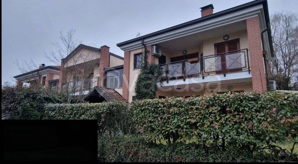 appartamento in vendita a Godiasco Salice Terme in zona Salice Terme