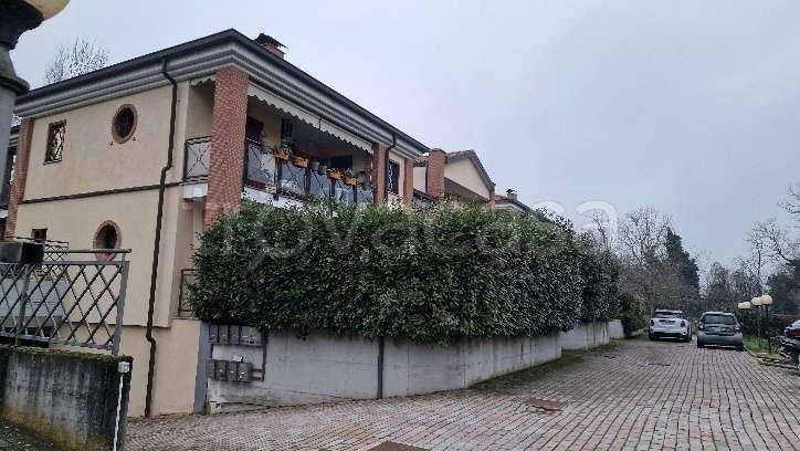 appartamento in vendita a Godiasco Salice Terme in zona Salice Terme