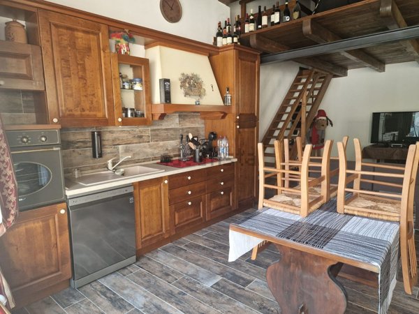 casa indipendente in vendita a Godiasco Salice Terme