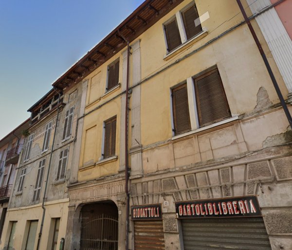 negozio in vendita a Godiasco Salice Terme