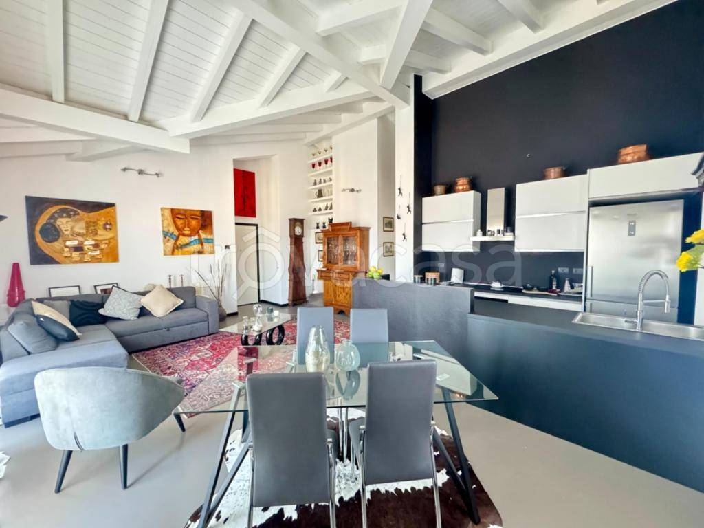 appartamento in vendita a Godiasco Salice Terme in zona Salice Terme