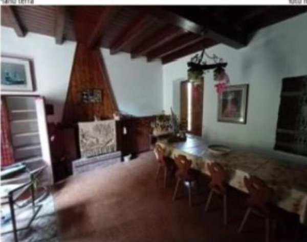 casa indipendente in vendita a Godiasco Salice Terme