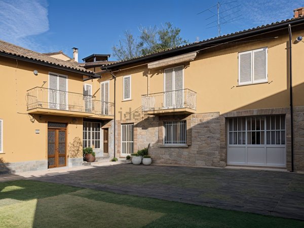 casa indipendente in vendita a Godiasco Salice Terme in zona San Desiderio