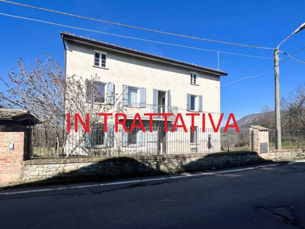 casa indipendente in vendita a Godiasco Salice Terme in zona San Giovanni