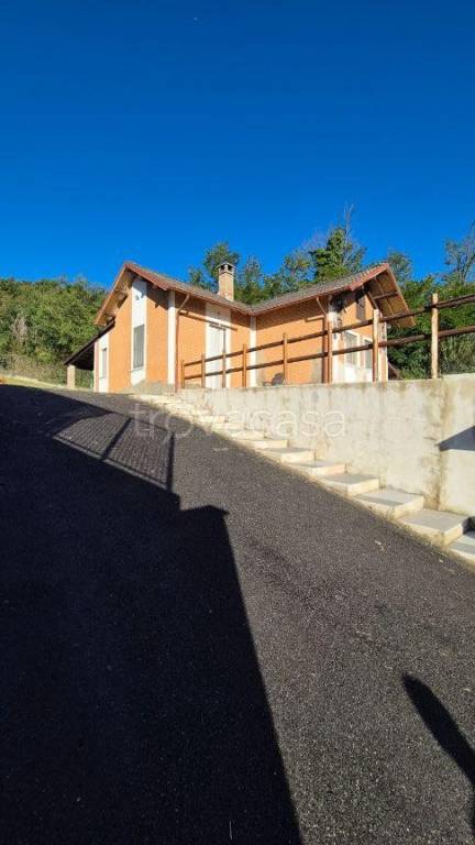 casa indipendente in vendita a Godiasco Salice Terme