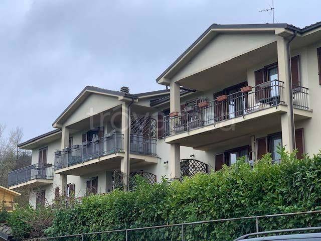 appartamento in vendita a Godiasco Salice Terme in zona Salice Terme