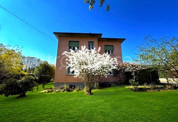 casa indipendente in vendita a Godiasco Salice Terme in zona Salice Terme